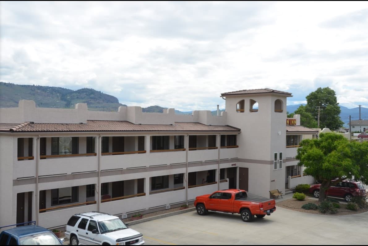 Avalon Inn