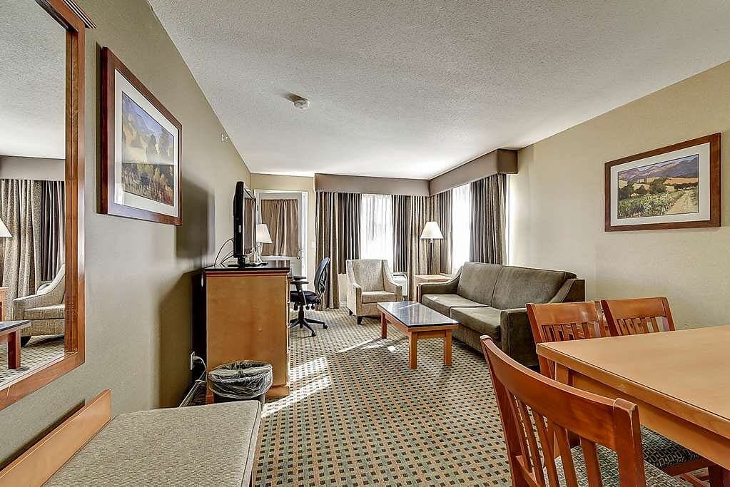 Best Western Plus Osoyoos Hotel & Suites
