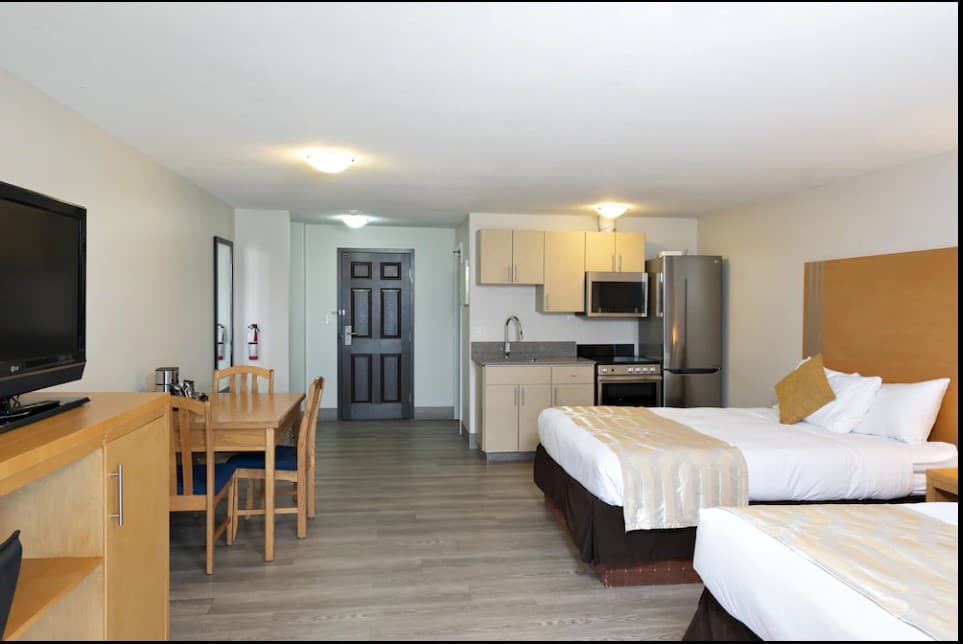 Coast Osoyoos Beach Hotel