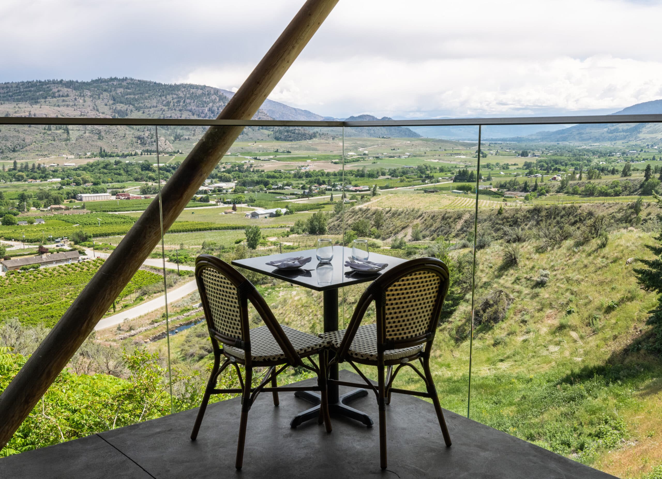 Miradoro Restaurant at Tinhorn Creek