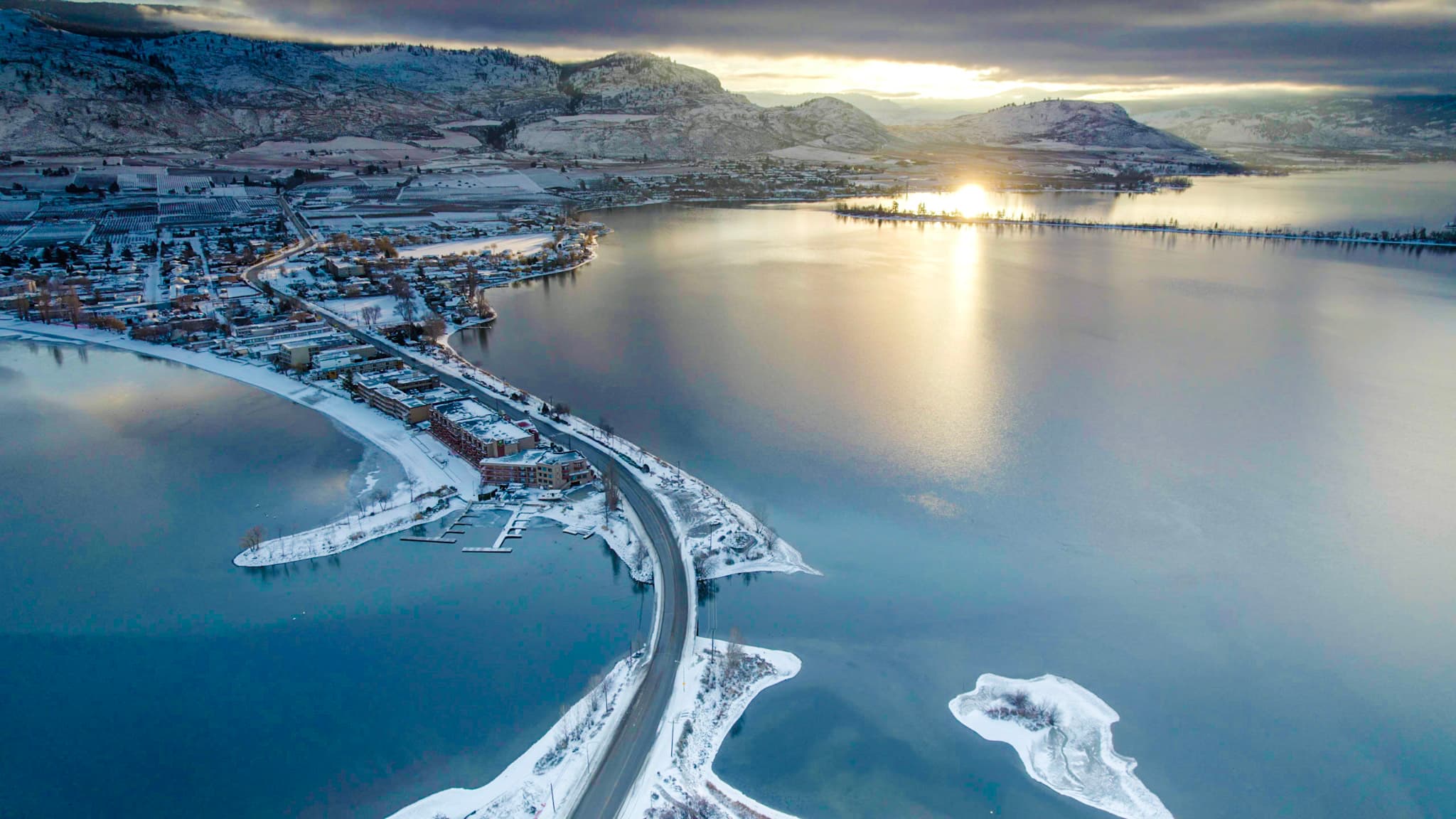 Photo Roundup: 17 Stunning Captures of the 2022 Winter Season in Osoyoos