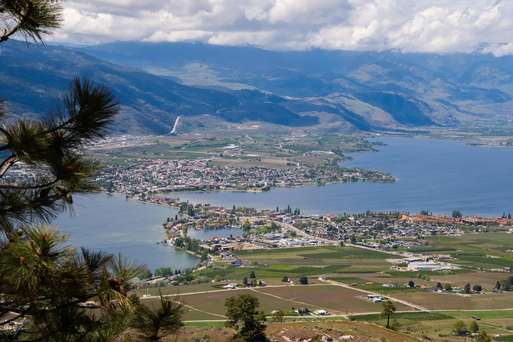 Sweeping view of the Osoyoos valley at dusk