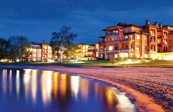Stay & Sip at Watermark Beach Resort