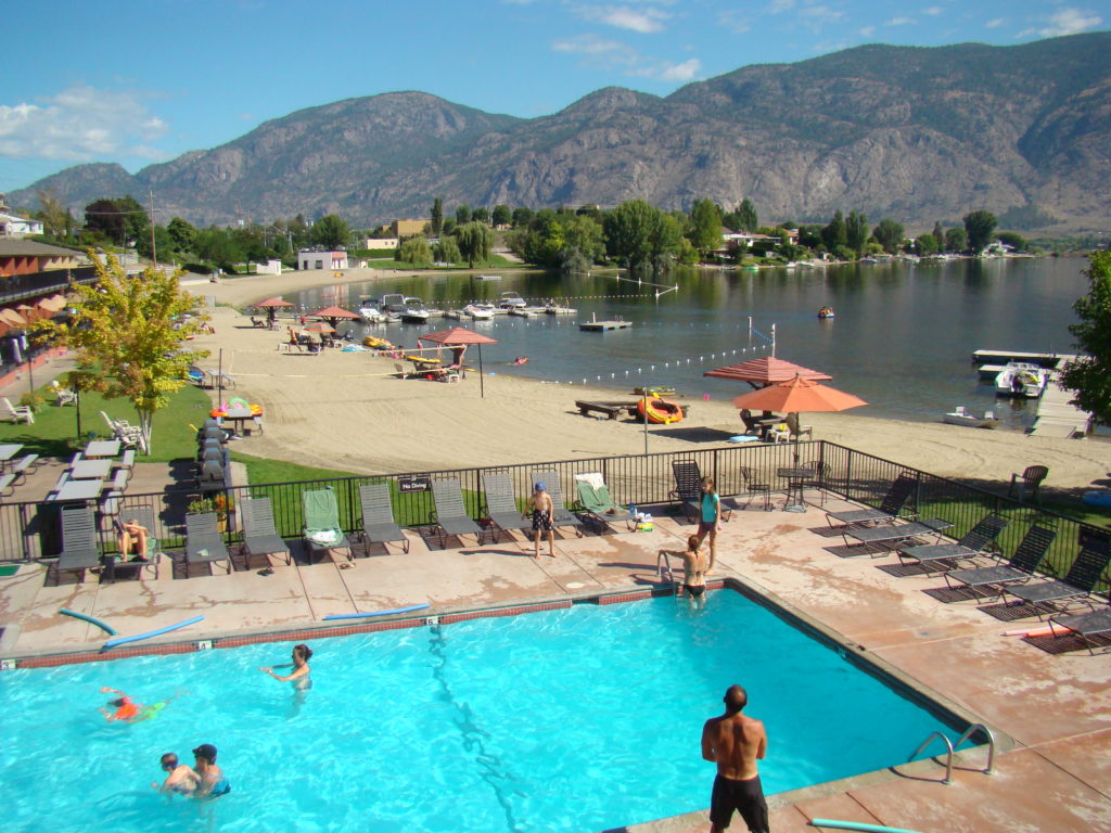 safari beach resort osoyoos bc