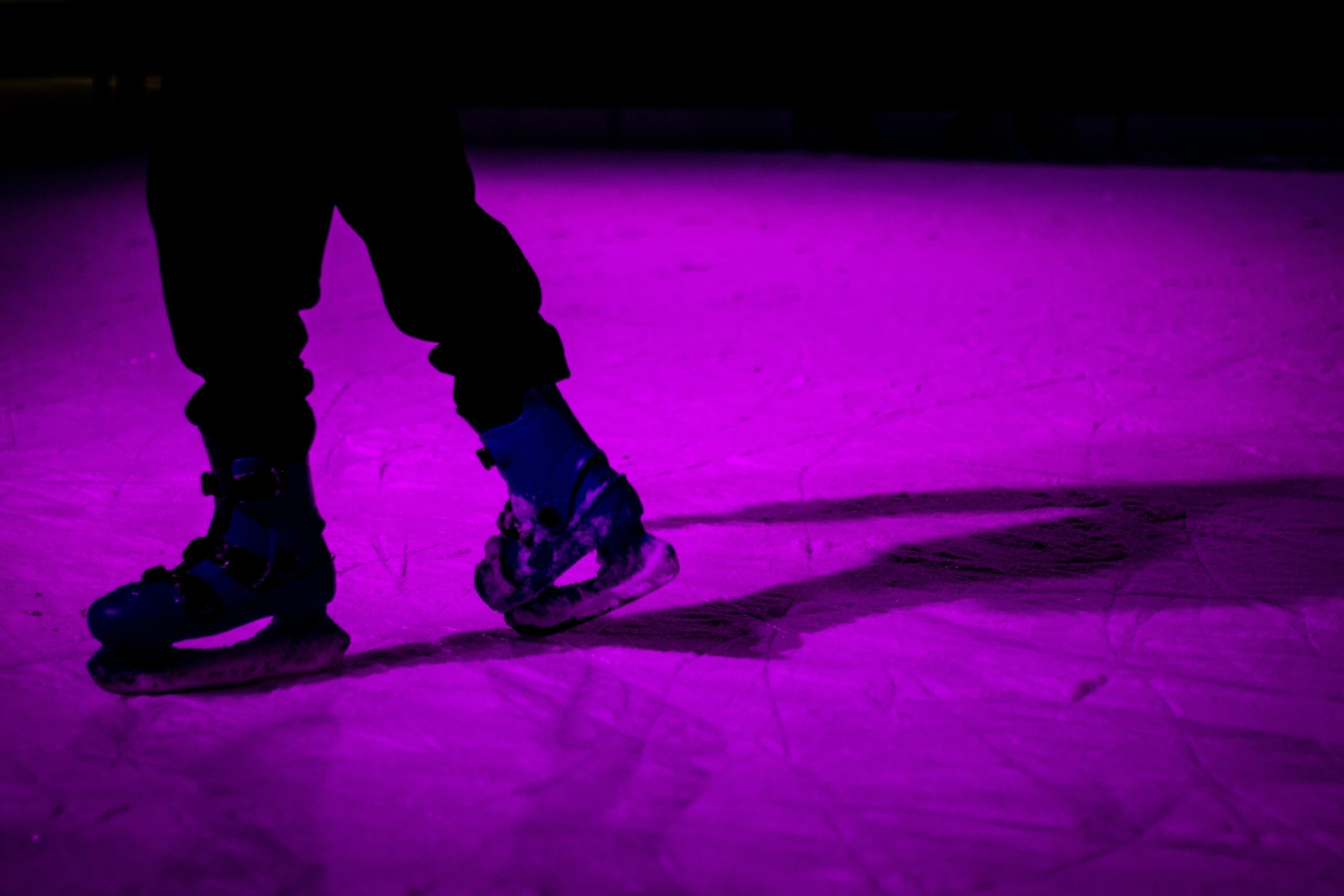 winter-break-public-skating-sun-bowl-arena-destination-osoyoos